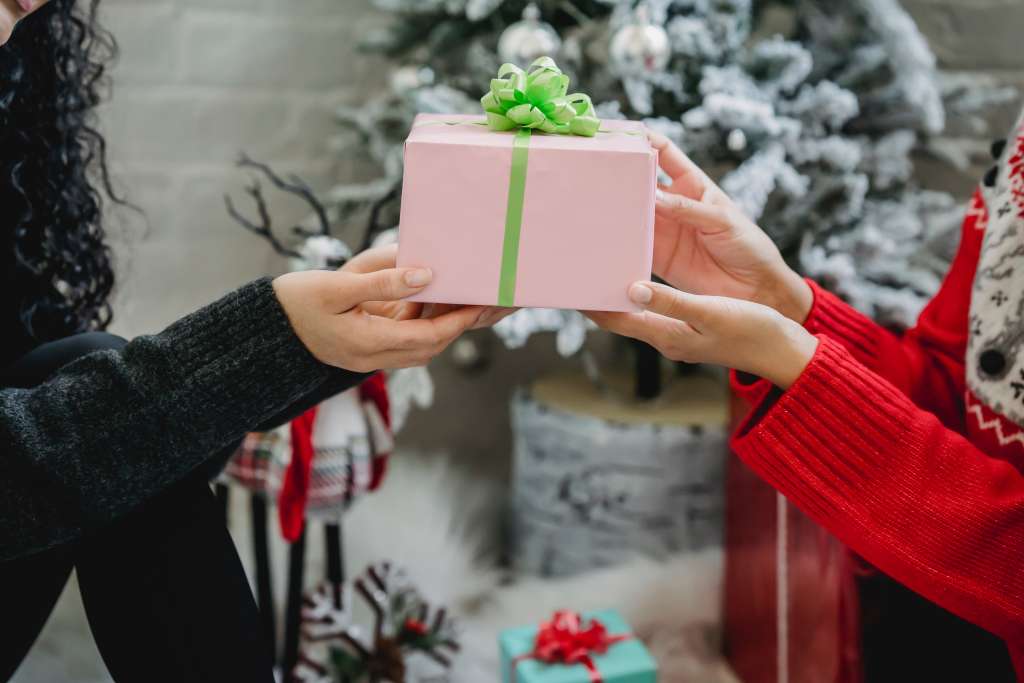 Office Gift Exchange, Where to Start?, Memorable Gifts Blog