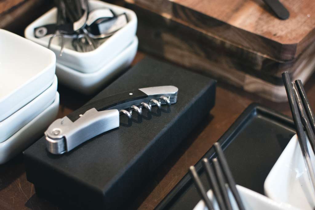 Corkscrew wine bottle opener