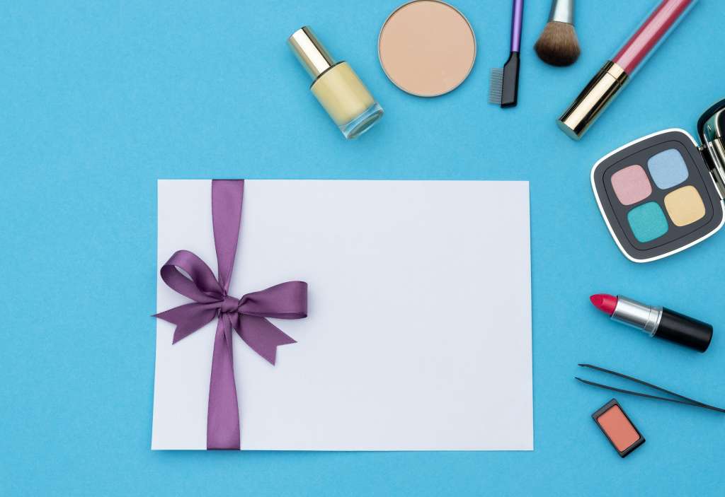 Gift with makeup accessories